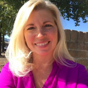 Meet your Posher, Christine